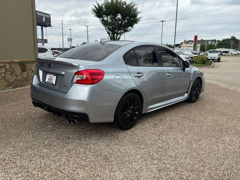 Used 2016 Subaru WRX image 8