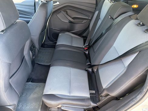 Used 2017 Ford Escape SE FWD image 20