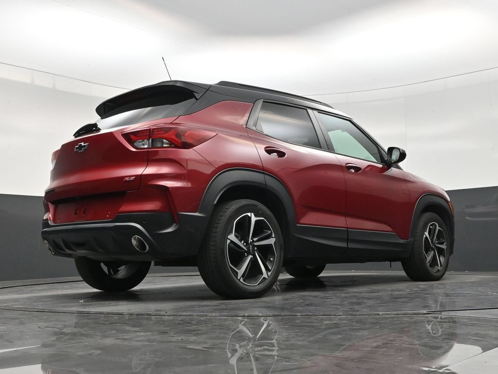 Used 2021 Chevrolet TrailBlazer RS w/ Technology Package FWD image 24