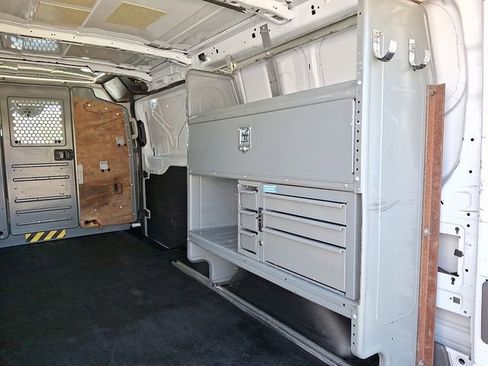 Used 2021 Ford Transit 250 Low Roof AWD image 5