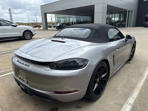 Used 2018 Porsche 718 Boxster GTS image 3