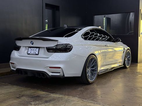 Used 2016 BMW M4 Coupe RWD image 9
