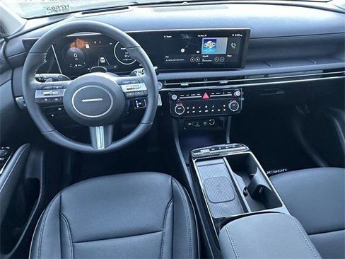 New 2025 Hyundai Tucson Limited image 22