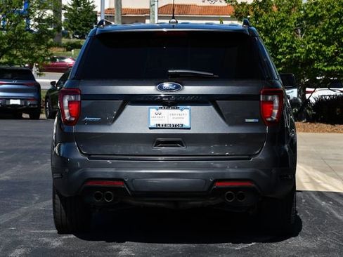 Used 2018 Ford Explorer Sport w/ Equipment Group 401A AWD/4WD image 9