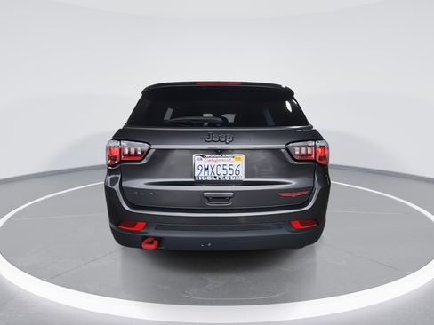 Certified 2022 Jeep Compass Trailhawk image 7