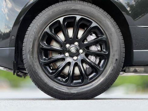 Used 2019 Land Rover Range Rover HSE AWD/4WD image 18