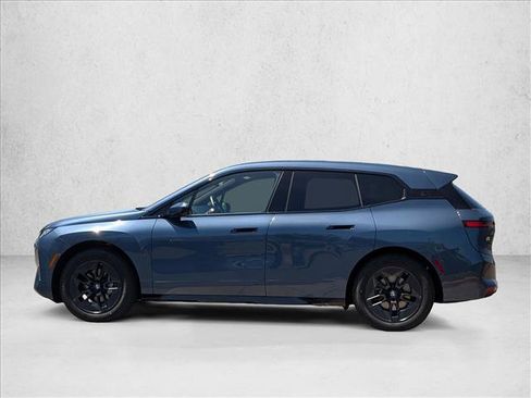 Used 2026 BMW iX xDrive60 w/ Premium Package AWD/4WD image 8