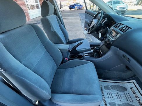 Used 2007 Honda Accord LX image 11
