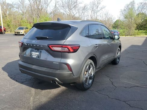 Used 2025 Ford Escape ST-Line Select AWD/4WD image 3