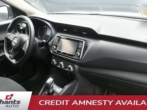 Used 2024 Nissan Kicks S FWD image 14