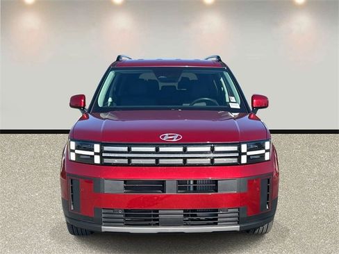 Used 2024 Hyundai Santa Fe SEL image 2