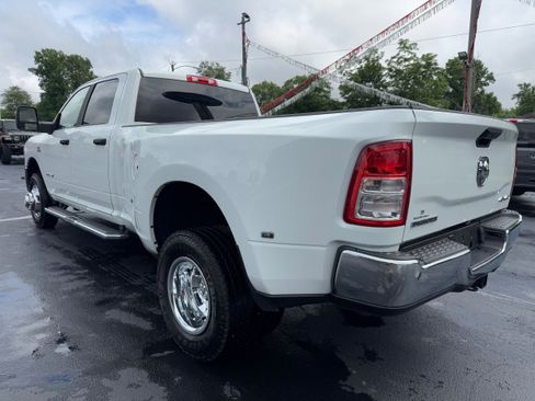 Used 2024 RAM 3500 Big Horn AWD/4WD image 5