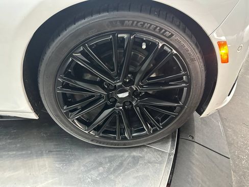 Used 2025 Cadillac CT5 Sport RWD image 9