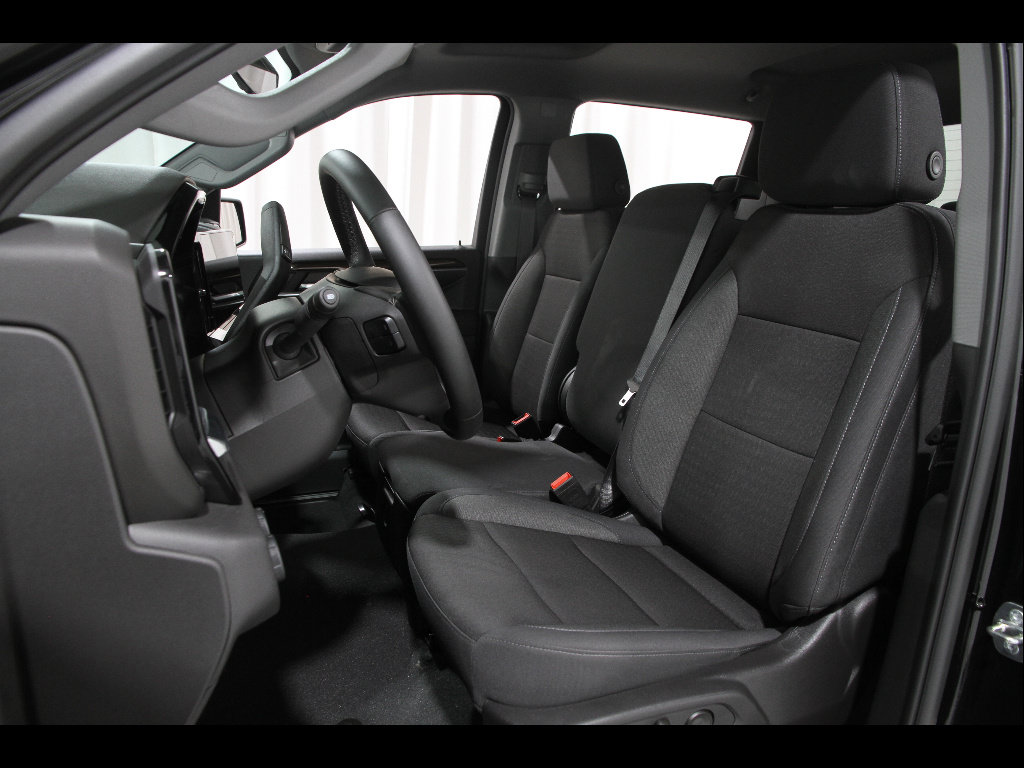Certified 2024 Chevrolet Silverado 1500 RST AWD/4WD image 5