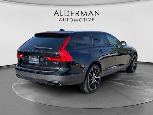 Used 2020 Volvo V90 T6 Cross Country AWD/4WD image 5