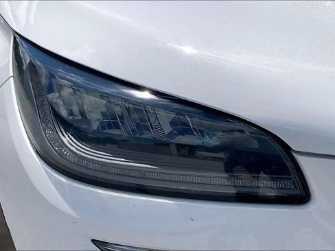 Used 2022 Lincoln Corsair Reserve w/ Elements Package FWD image 28