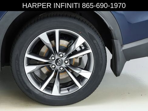 Used 2023 INFINITI QX60 Luxe w/ Cargo Package FWD image 7