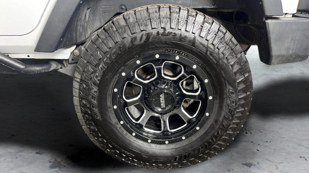 Used 2018 Jeep Wrangler Unlimited Sport S AWD/4WD image 45