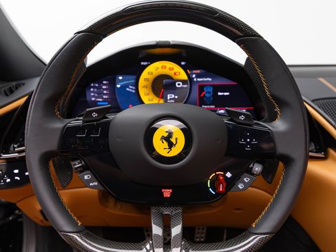 Certified 2025 Ferrari Roma Spider RWD image 20