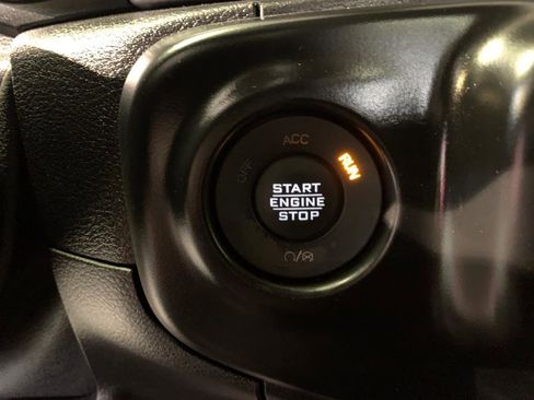 Used 2021 Jeep Gladiator Mojave image 24