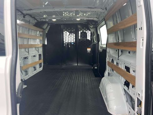 Used 2025 Ford Transit 250 Low Roof w/ Exterior Upgrade Package RWD image 17