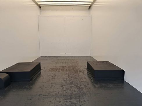 Used 2019 Ford E-450 and Econoline 450 Super Duty w/ Power Windows & Locks Group RWD image 9