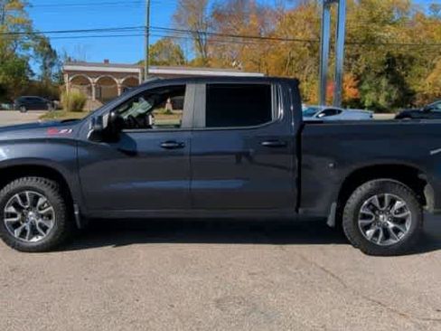 Certified 2022 Chevrolet Silverado 1500 RST image 5