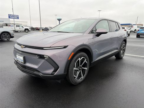 New 2026 Chevrolet Equinox EV LT FWD image 8
