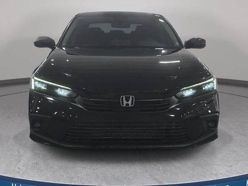 Used 2024 Honda Civic Touring image 3