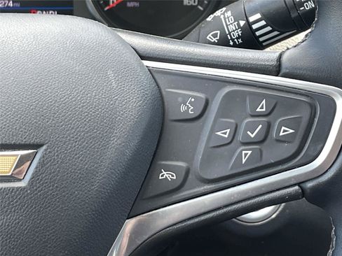 Used 2023 Chevrolet Equinox LT FWD image 22
