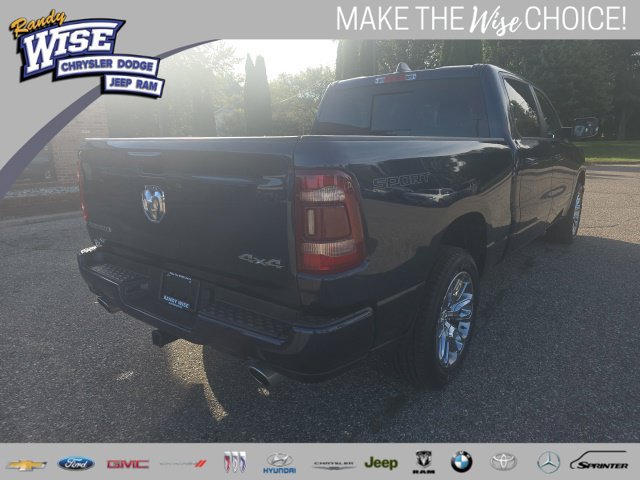 Used 2023 RAM 1500 Laramie AWD/4WD image 3