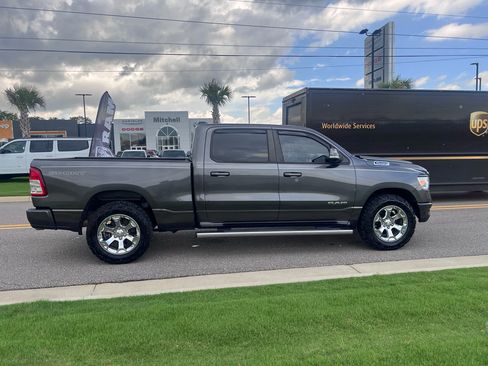 Used 2020 RAM 1500 Big Horn AWD/4WD image 3