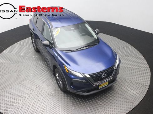Used 2023 Nissan Rogue S AWD/4WD image 3