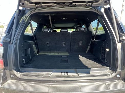 Used 2020 Ford Expedition Max Limited w/ Equipment Group 302A image 10