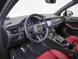 Certified 2022 Porsche Macan image 4