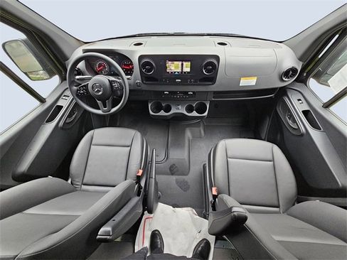 New 2024 Mercedes-Benz Sprinter 144 Cargo image 13