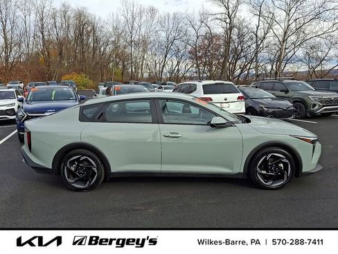 Certified 2025 Kia K4 EX image 8