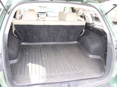 Used 2011 Subaru Outback 2.5i Limited AWD/4WD image 25