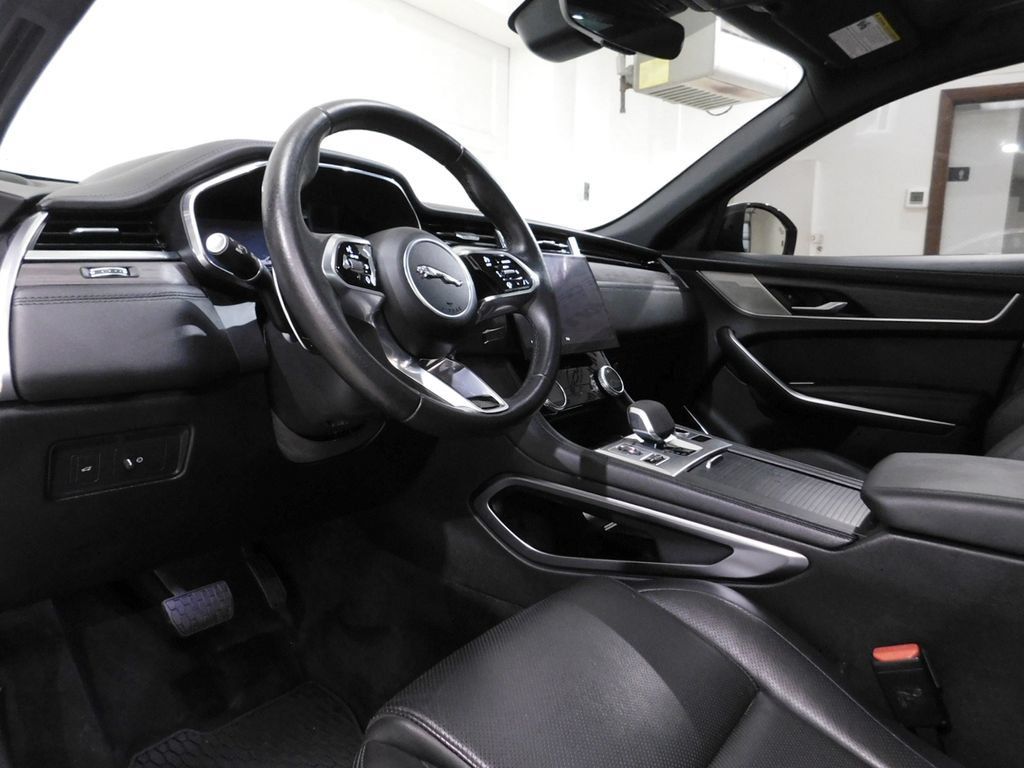 Used 2023 Jaguar F-PACE S AWD/4WD image 24