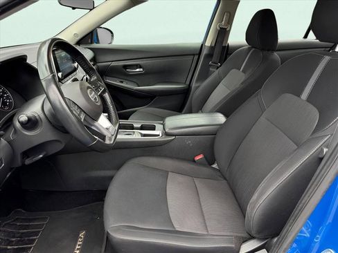 Used 2023 Nissan Sentra SV image 16