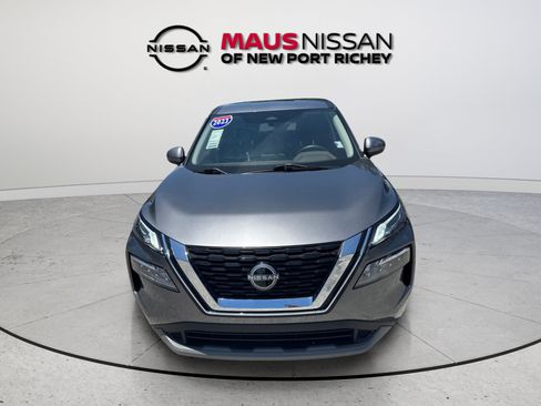 Certified 2023 Nissan Rogue SV AWD/4WD image 2