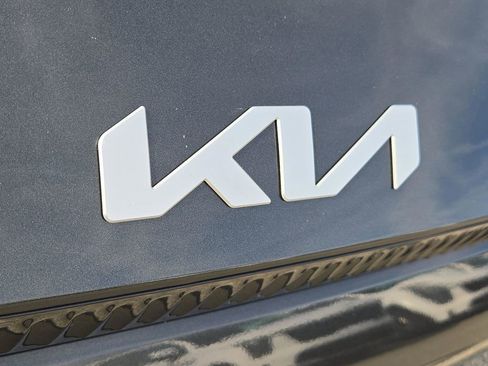 Certified 2024 Kia EV6 Wind image 4