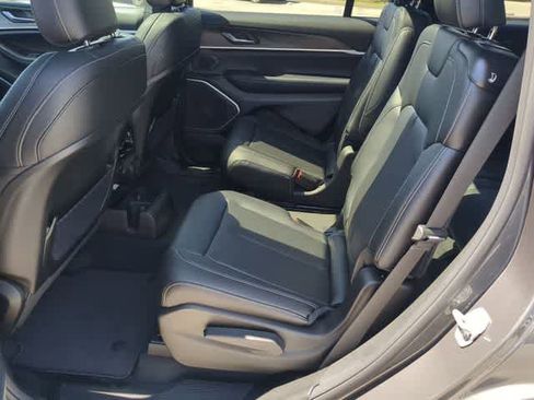 New 2026 Jeep Grand Cherokee L Limited AWD/4WD image 21