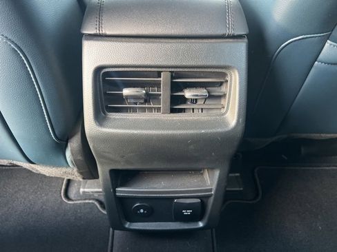 Used 2023 Ford Edge SEL w/ Sport Appearance Package image 20