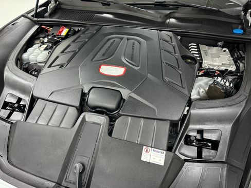 Used 2020 Porsche Cayenne Turbo image 47