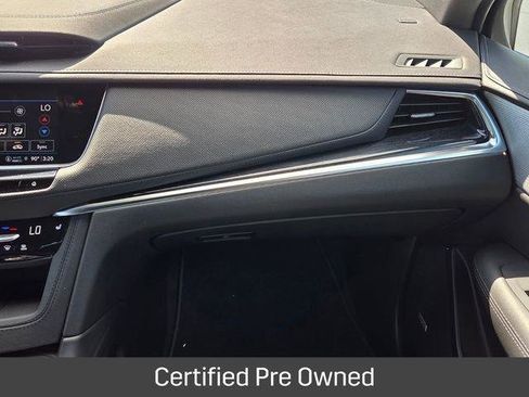 Certified 2025 Cadillac XT5 Premium Luxury image 19