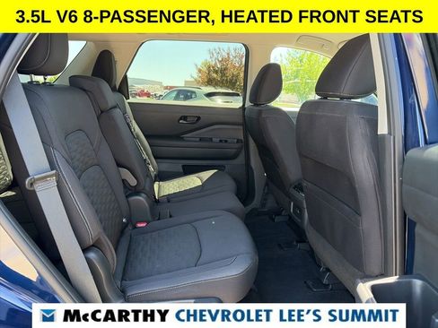 Used 2025 Nissan Pathfinder SV FWD image 35