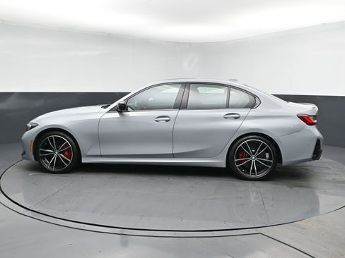 Used 2023 BMW 330i xDrive 330i xDrive w/ M Sport Package image 4