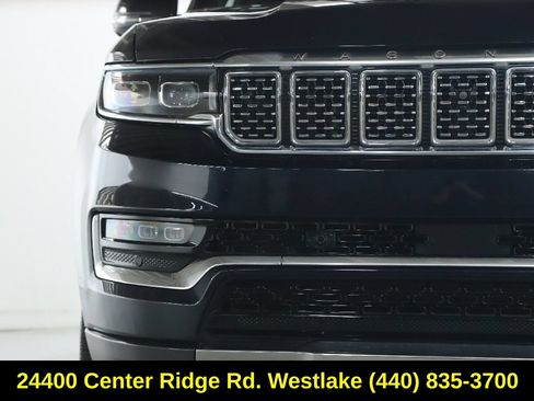 Used 2022 Jeep Grand Wagoneer Series III AWD/4WD image 7