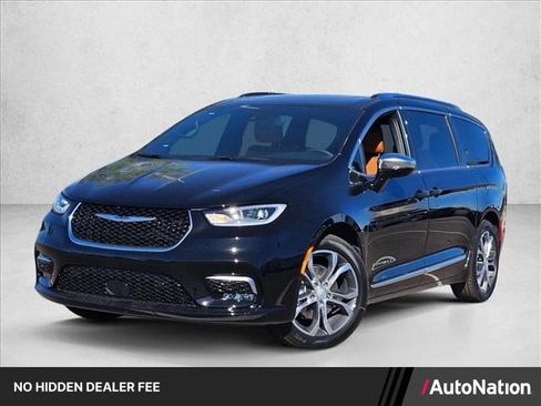 New 2026 Chrysler Pacifica Pinnacle FWD image 1